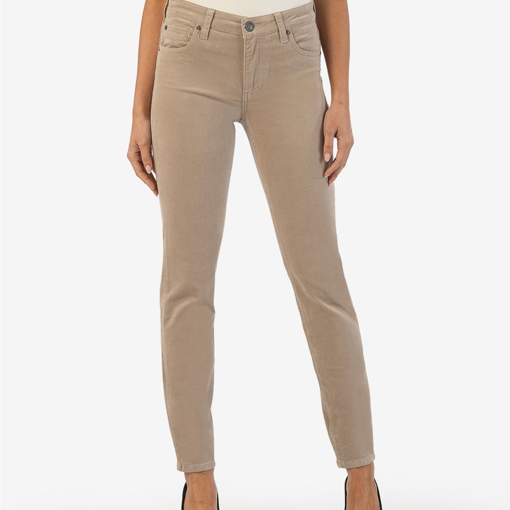 Kut from the Kloth Tan Diana corduroy skinny jeans. Size 6.